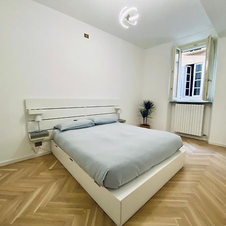 Wanderlust Splendido Appartamento In Centro Pavia Buitenkant foto